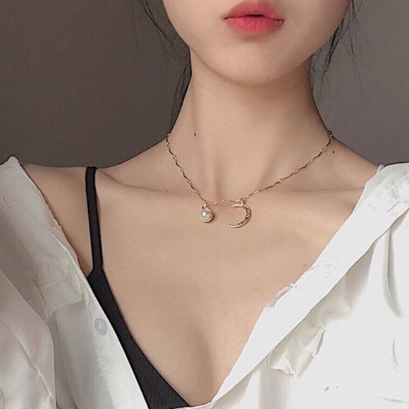 💕LAST ONE Moon Faux Pearl Necklace - Picture 8 of 14